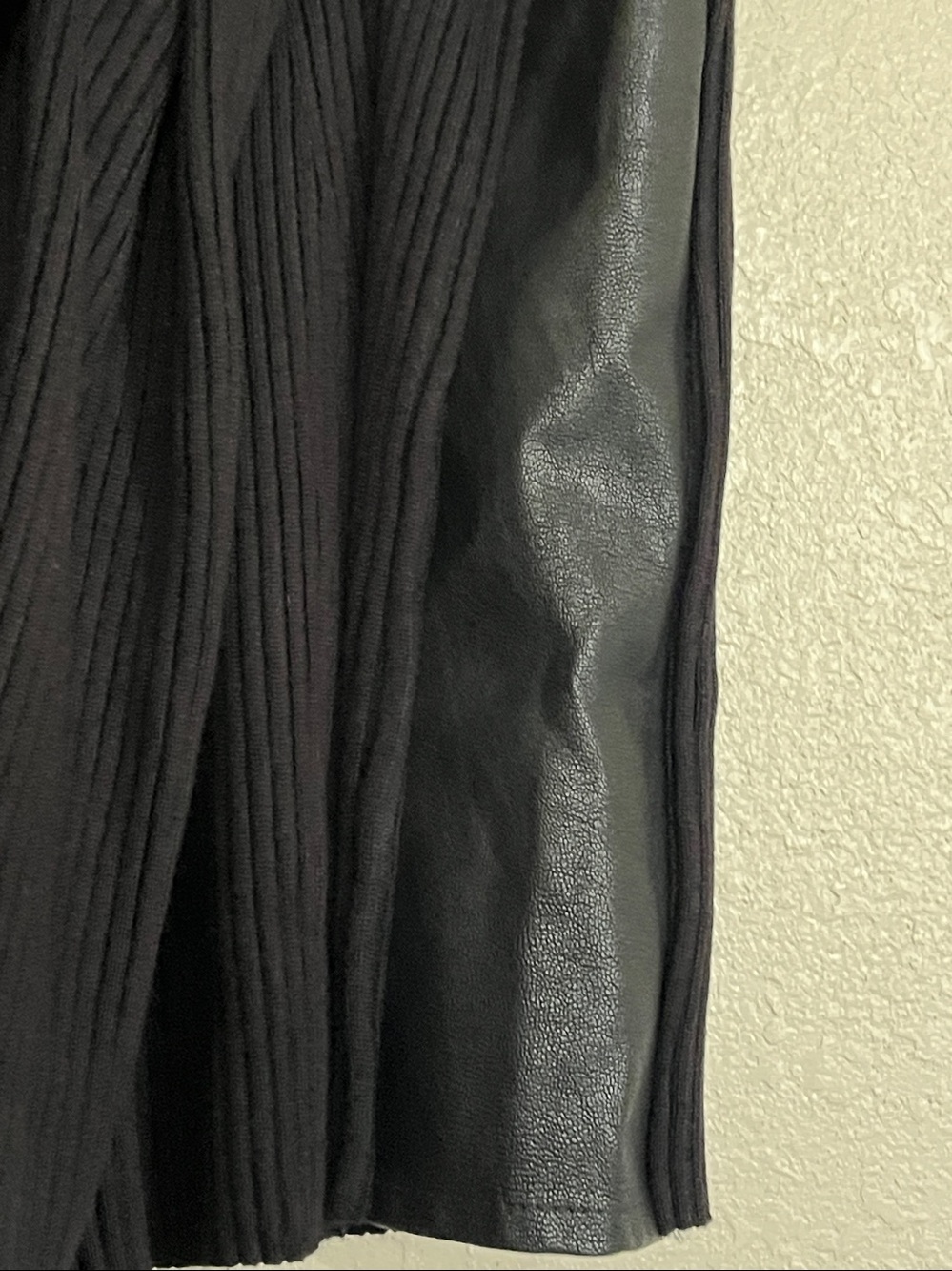 Madden Girl xl sweater with faux leather side panels. - Picture 5 of 5